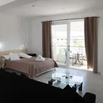 Jessica's & 公寓式酒店