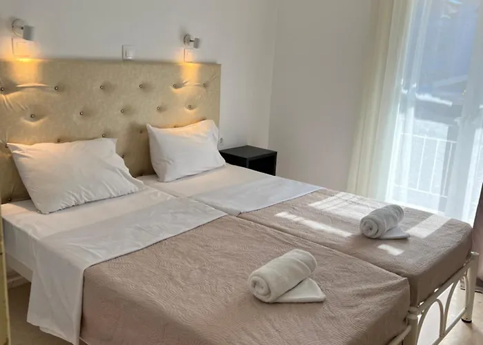 Jessica's & 3* Kávos