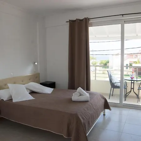 Jessica's & 3* Kávos