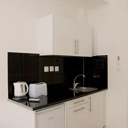 Jessica's & Aparthotel Kávos