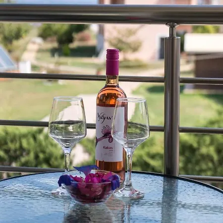 Jessica's & קאבוס