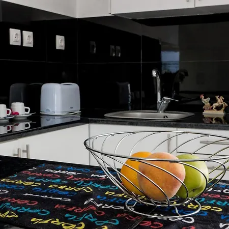 شقة فندقية Jessica's & Kávos