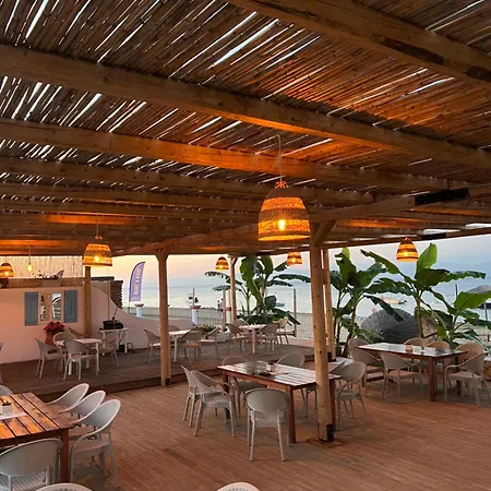 Jessica's & 3* Kávosz