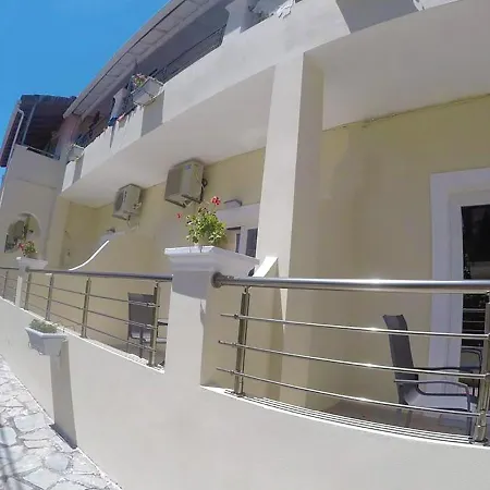 Apartmanhotel Jessica's & 3*